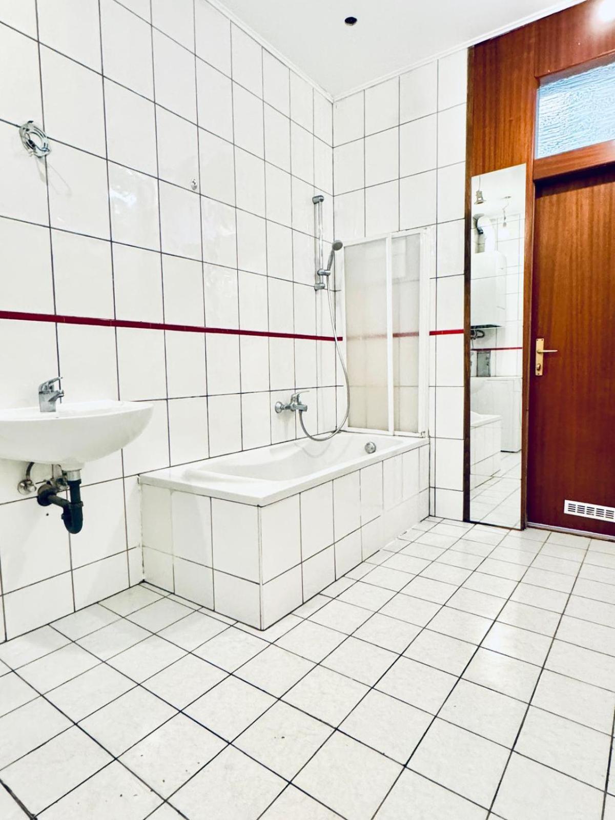 5Br Shared Apt Ideal For Groups 7 Min To Westbahnhof 维也纳 外观 照片